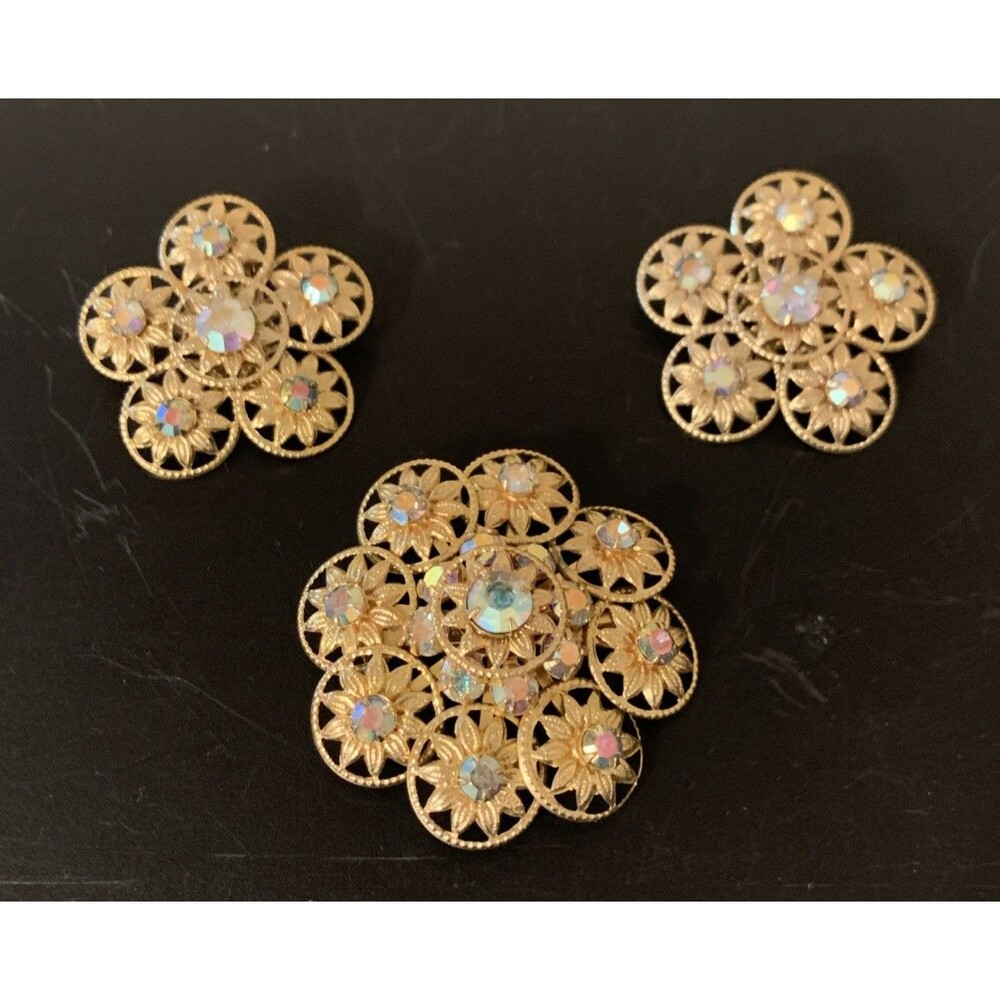 Vintage Aurora Borealis Brooch Earrings Set Floral Gold Tone Clip On